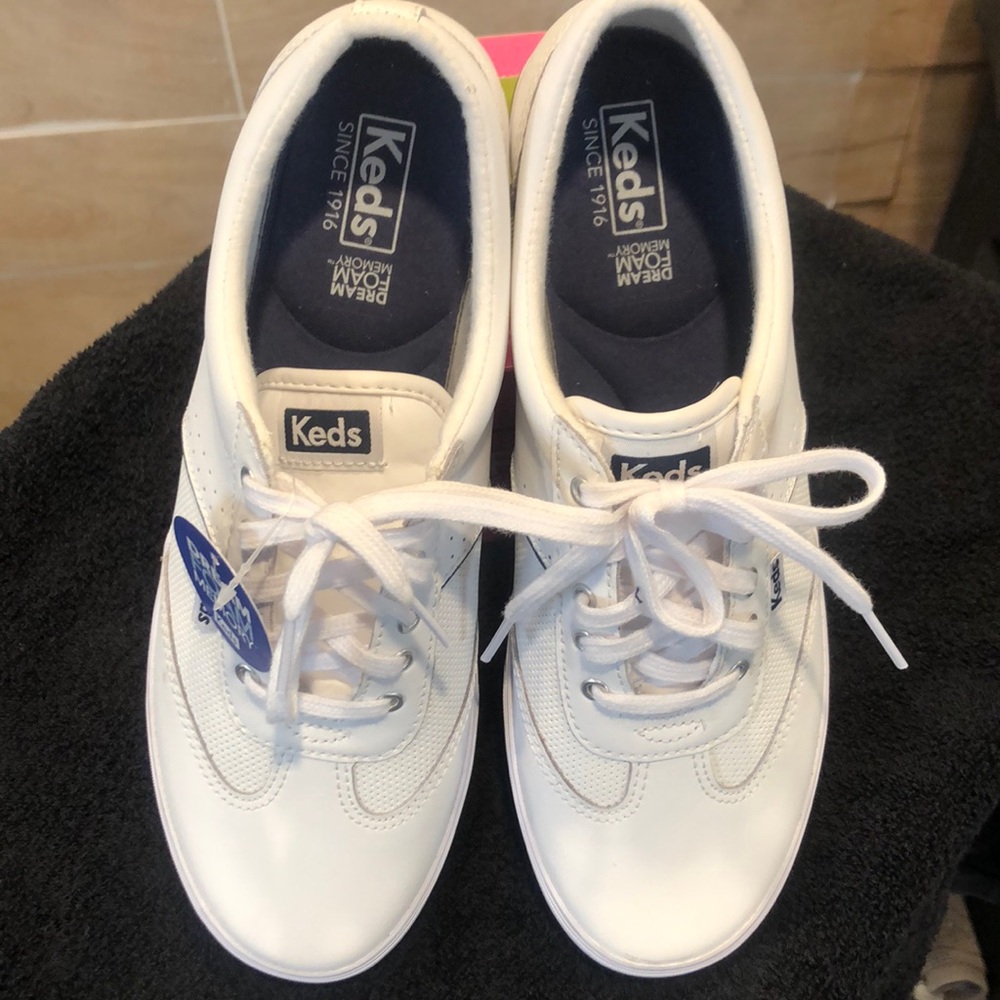 Women’s US size 9 brand new Keds. Never been worn. - Picture 1 of 11